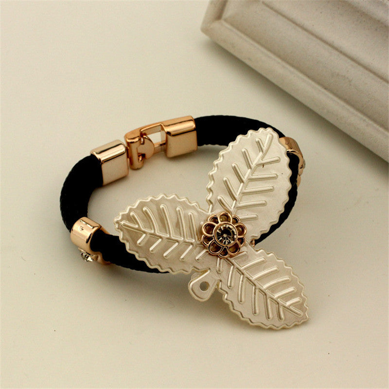 European New Fashion Weave Bracelet  Exquisite Leaf Shape Design Bracelet Jewelry 4 Color